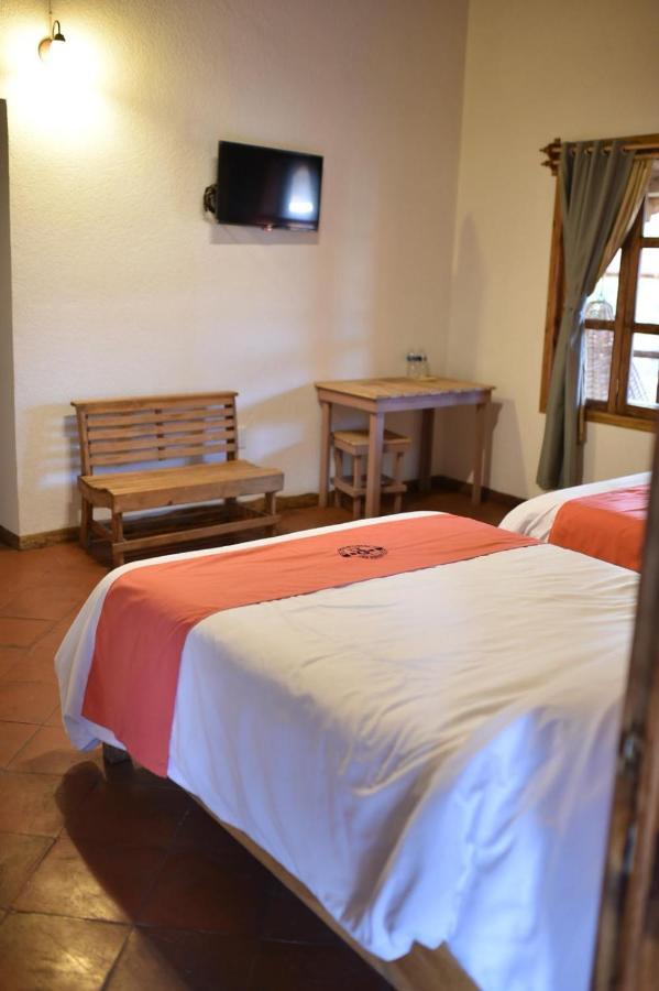 Hotel La Casona Real กูอัสกา เด โอกัมโป ภายนอก รูปภาพ